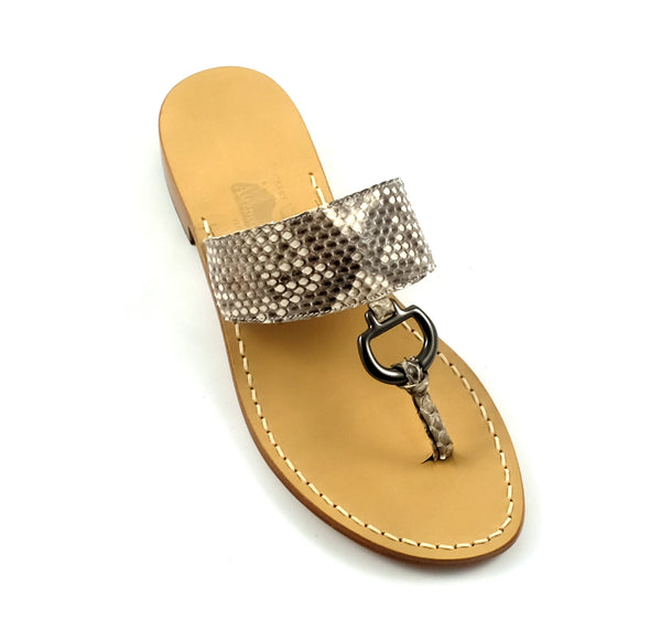Gisele Snake Roccia